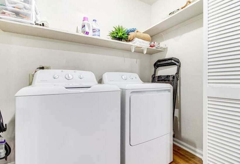 Single Story Savannah Home W/ Private Backyard!