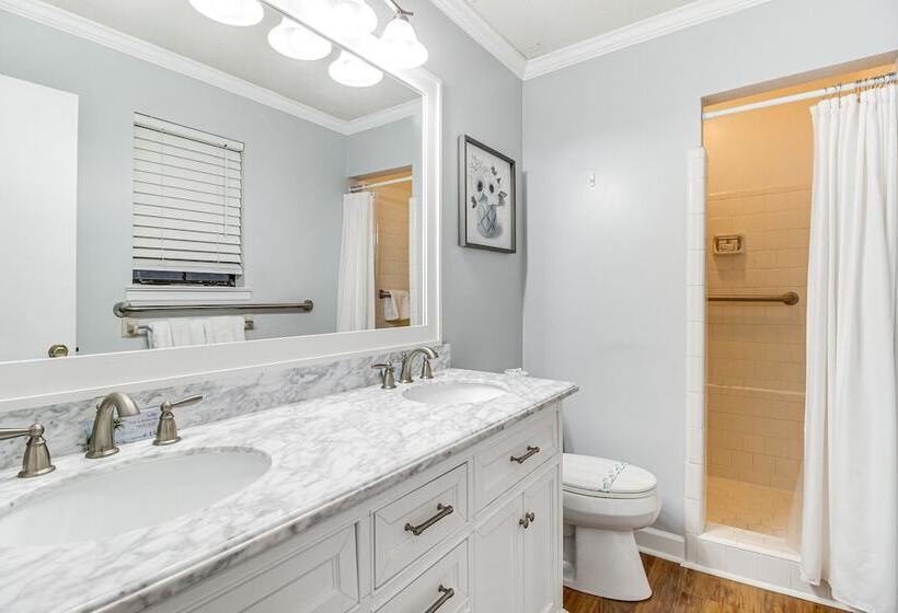 Single Story Savannah Home W/ Private Backyard!