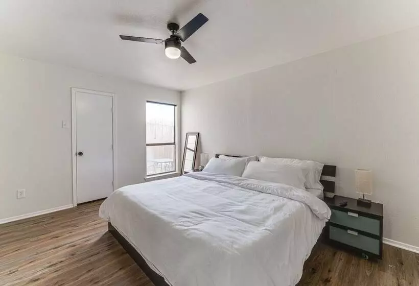 Stylish Garland Getaway: 17 Mi To Dallas!