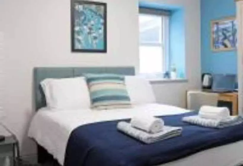 The Old Bike Shop Accommodation