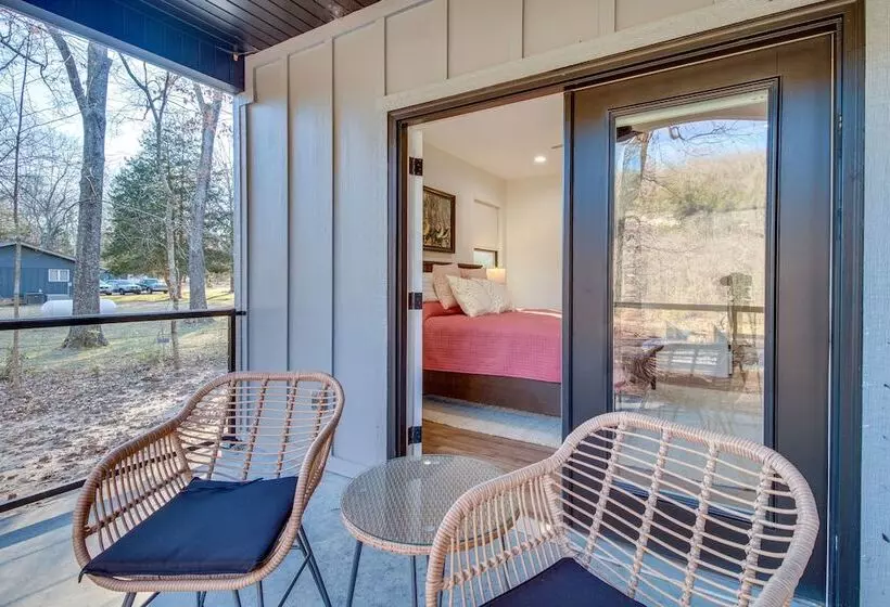 Waterfront Flippin Retreat W/ White River Access!