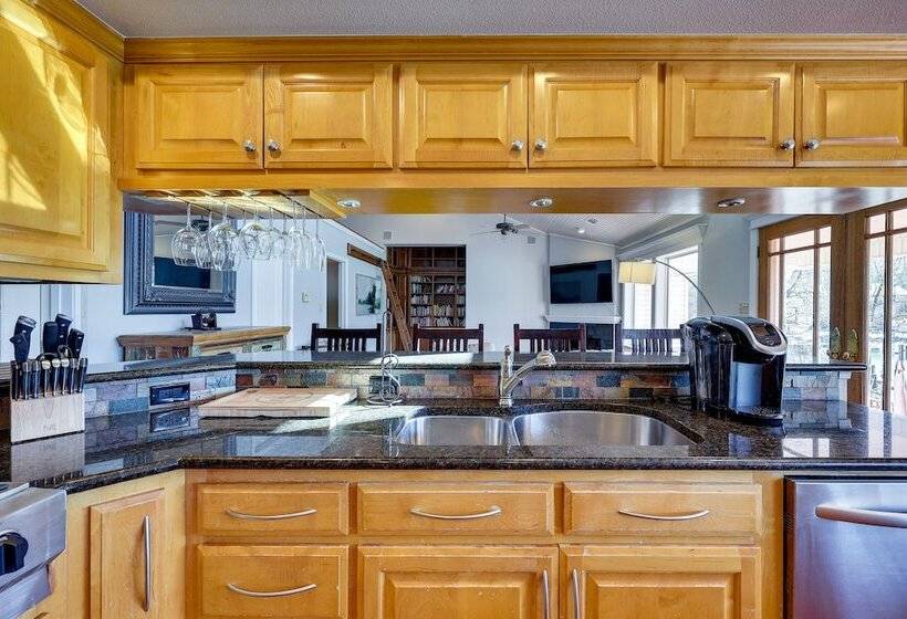 Waterfront Malvern Home W/ Deck & Lake Access!