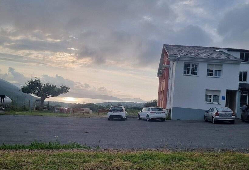 Retkeilymaja Os Faroles