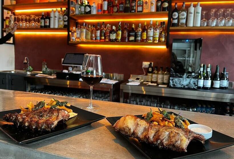 Retkeilymaja Os Faroles