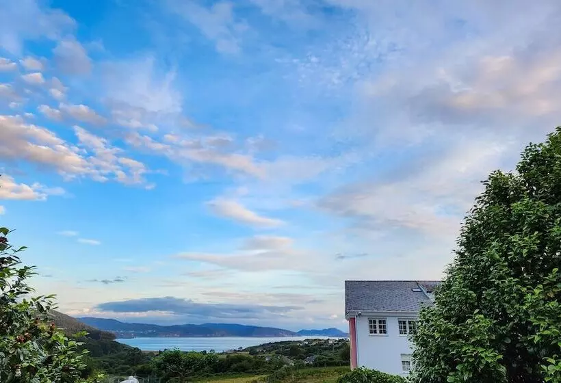 Retkeilymaja Os Faroles