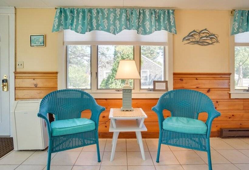 Coastal Cape Cod Charmer: Walk To Beach & Main St!