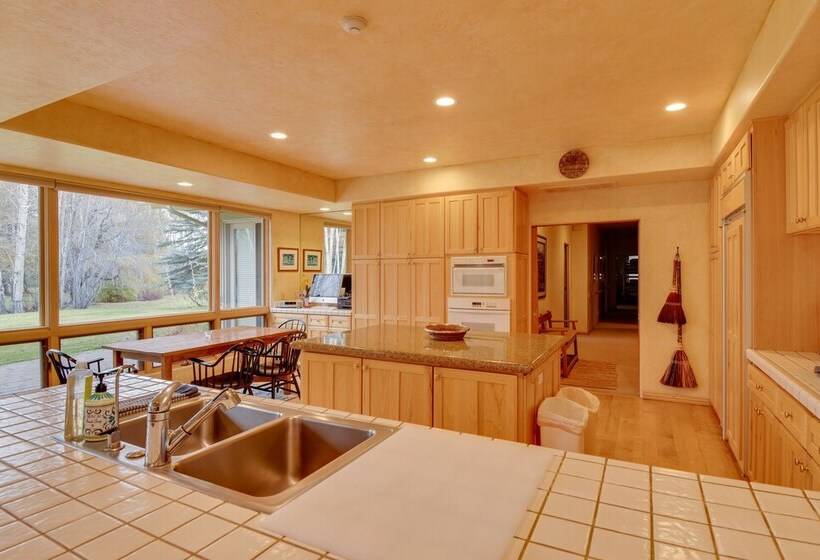 2 Mi To River Run Day Lodge: Family Friendly Home