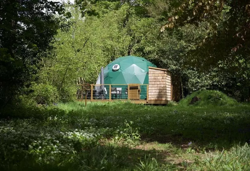 ホテル Luna Domes