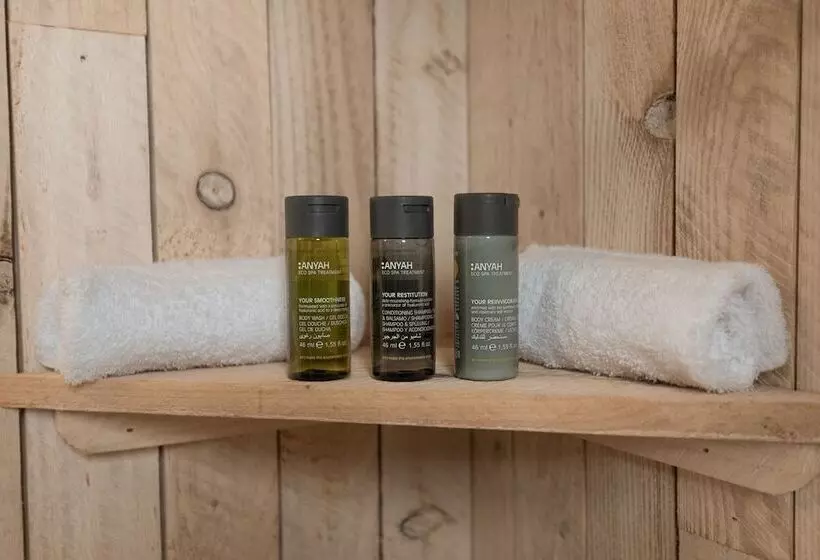 ホテル Luna Domes