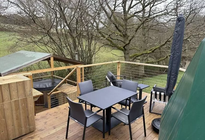 ホテル Luna Domes