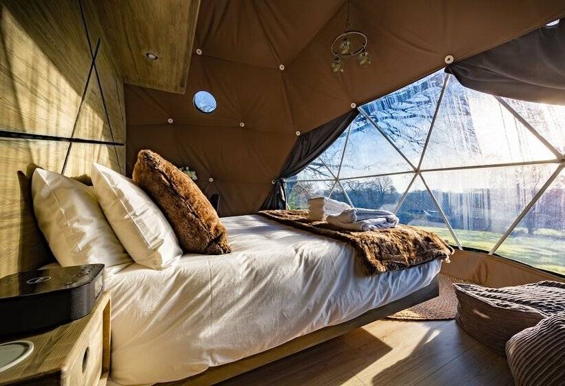 Отель Luna Domes