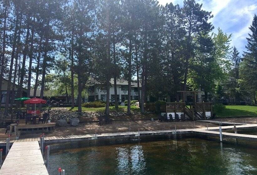 فندق Manhattan Beach Lodge