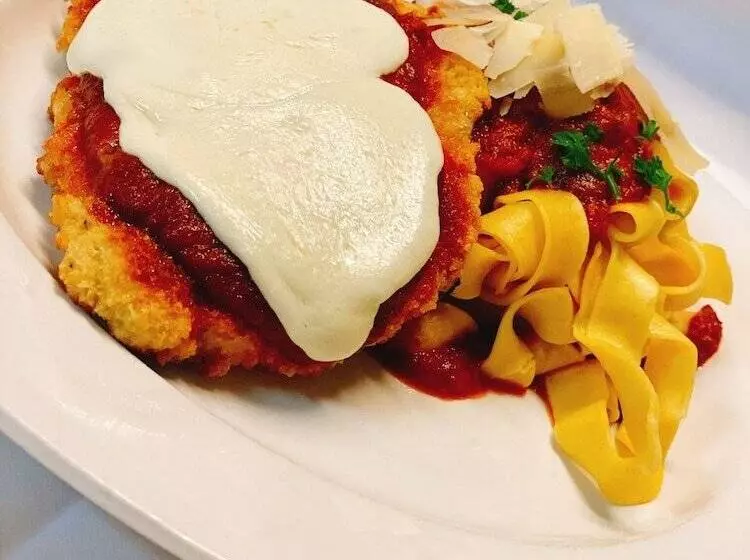 Hotelli Manhattan Beach Lodge