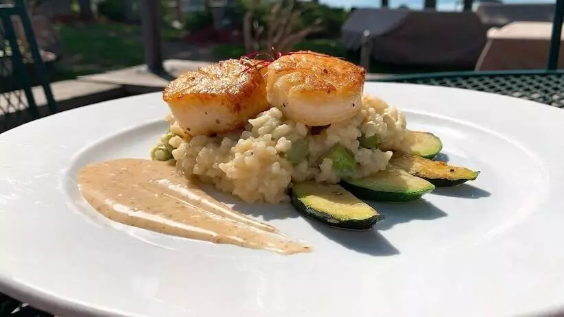 Hotelli Manhattan Beach Lodge