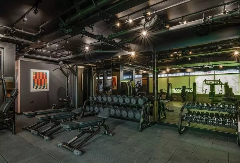 Hotelli Urban Rest Battersea Apartments