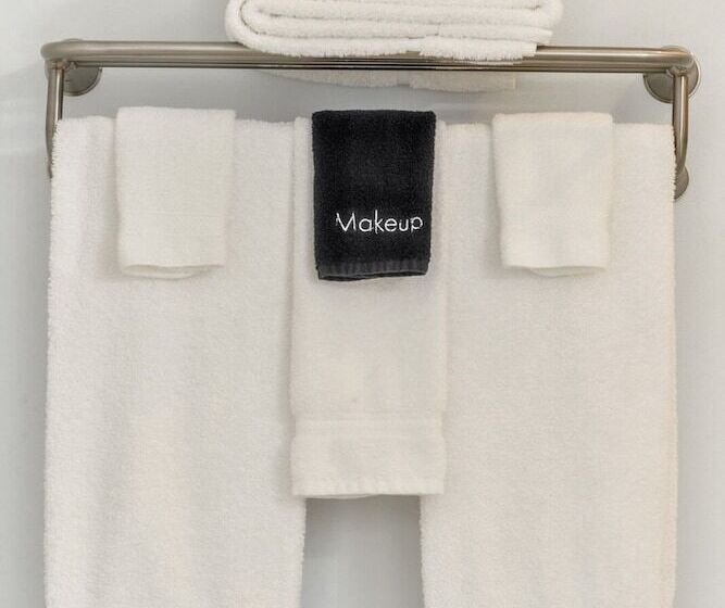 Отель Whiskey In Pascagoula