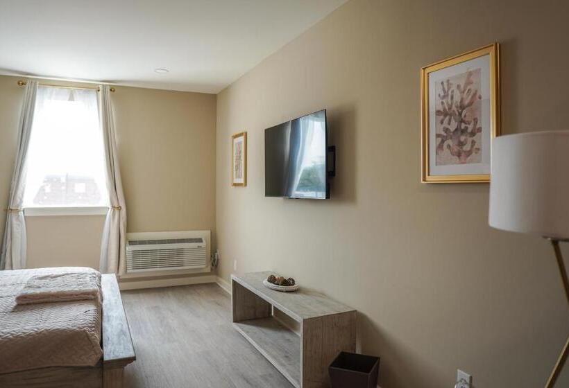 Отель Whiskey In Pascagoula