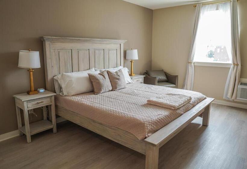 Отель Whiskey In Pascagoula