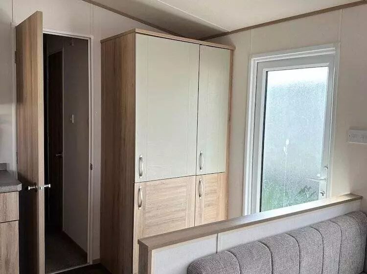 Felixstowe Chimo Caravan 3br 5mintobeach