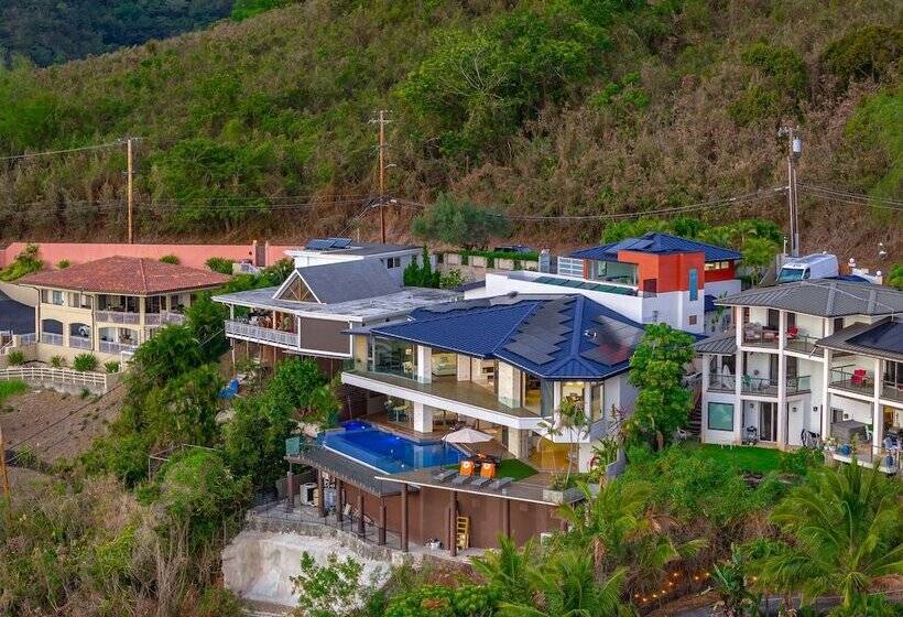 Kbm Resorts: Skyridge 5 Bed/4.5 Bath With Sweeping Ocean And Waikiki City Views