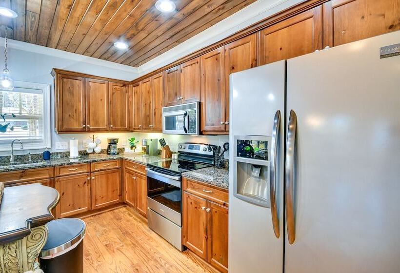 Lakefront Jacksons Gap Retreat W/ Grill & Dock!