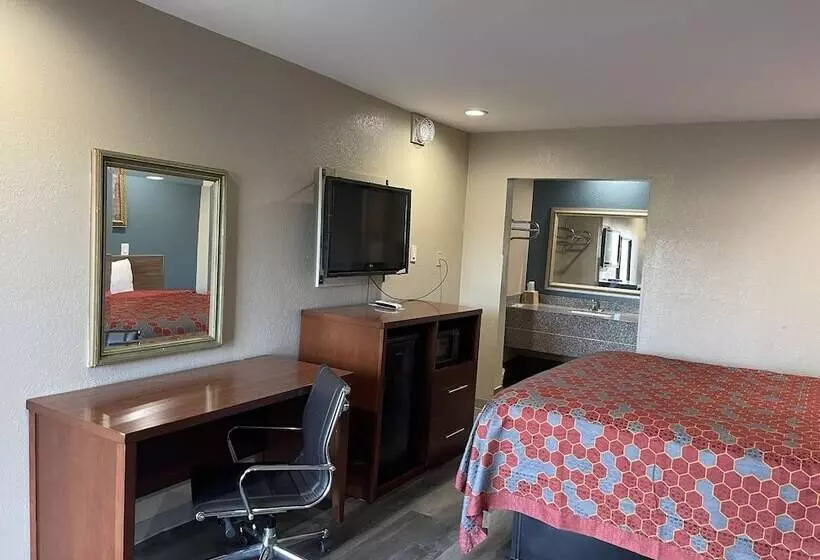 Motelli Deluxe Inn