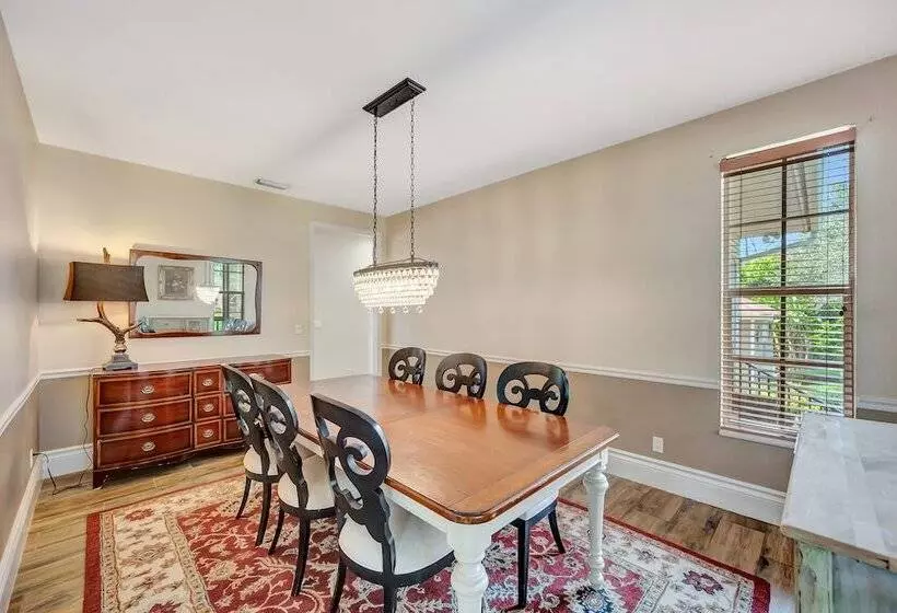 Naples Oasis W/ Pool, Playground, Office & Peloton