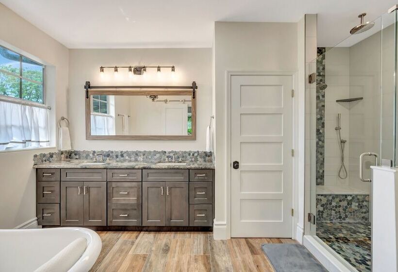 Naples Oasis W/ Pool, Playground, Office & Peloton