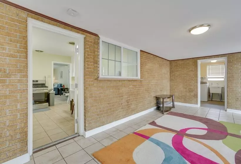 5 Mi To City Park: New Orleans Area Home