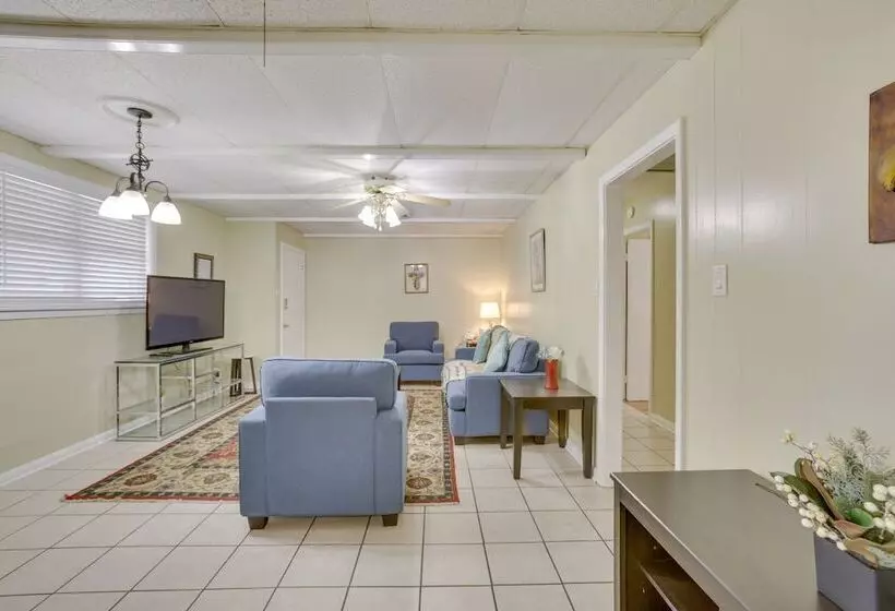 5 Mi To City Park: New Orleans Area Home