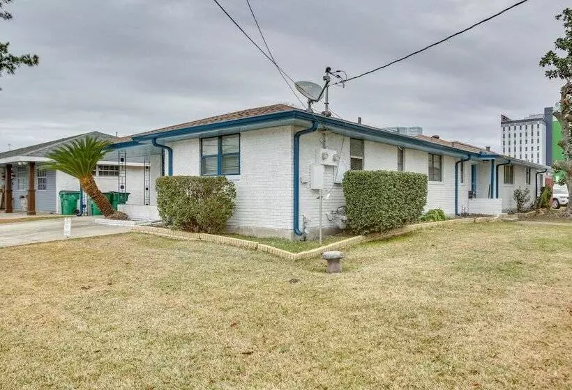 5 Mi To City Park: New Orleans Area Home