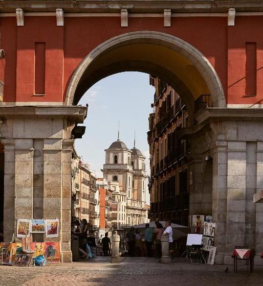 The Loft Hostel Lavapies