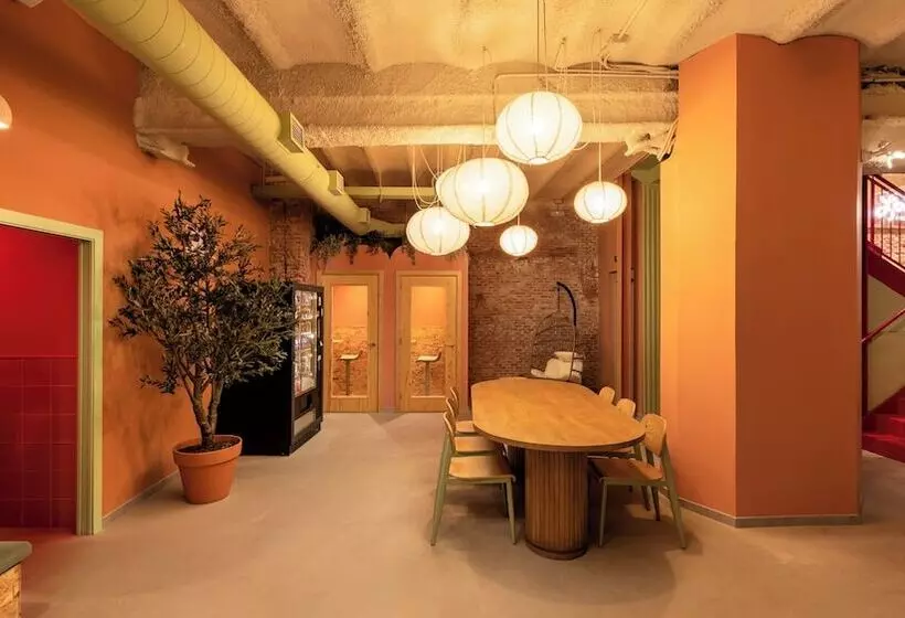 The Loft Hostel Lavapies