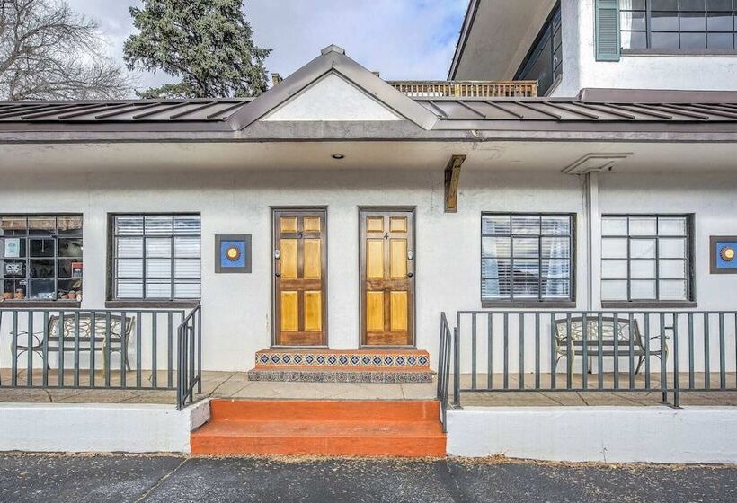 1bd Cozy Suiterestaurants & Hiking!dogs Welcome