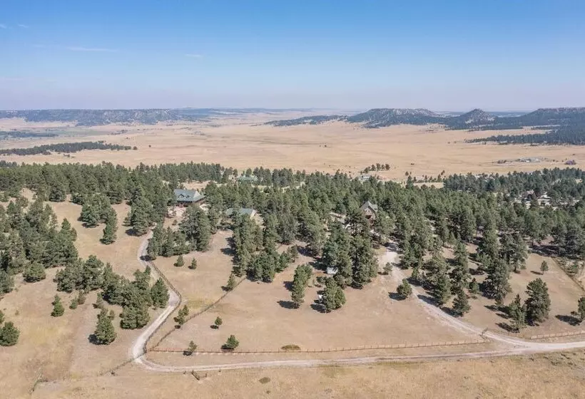 4bd Quiet Ranch Setting Historical Canyon Views