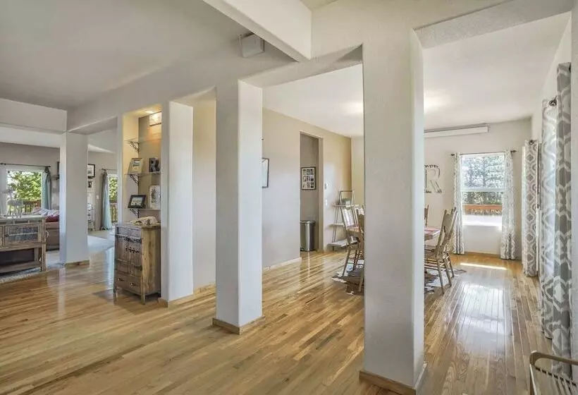 4bd Quiet Ranch Setting Historical Canyon Views