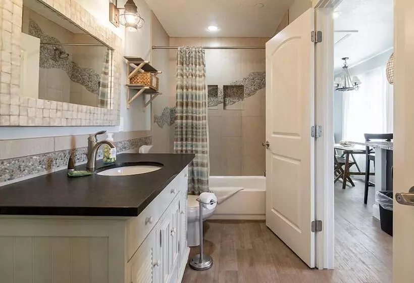 Hotelli Aspenwood Manor