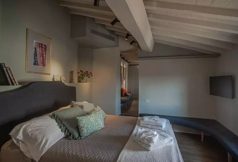هتل Borgo Elissa