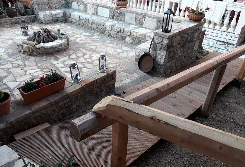 Pierhouse Hotel In Gouvia