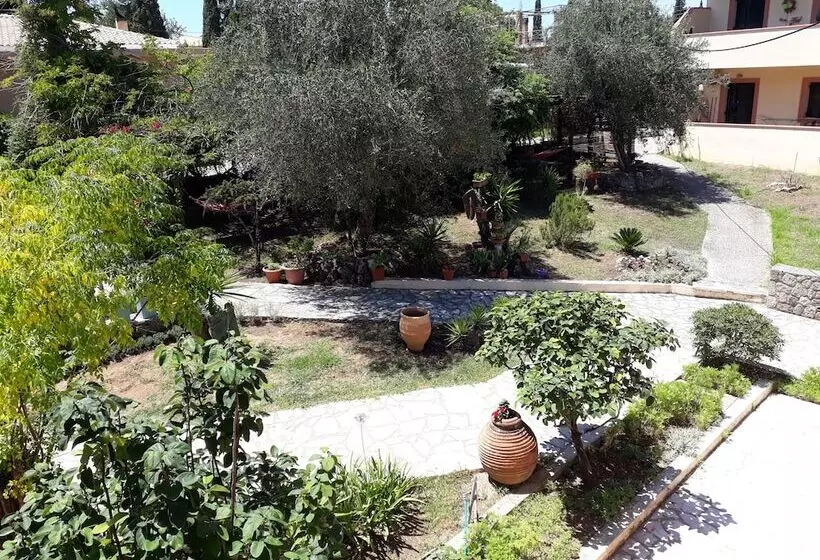 Pierhouse Hotel In Gouvia