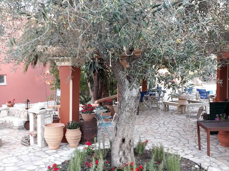 Pierhouse Hotel In Gouvia