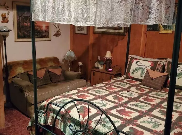 Aamiaismajoitus (B&B) Kennedys Red Barn Inn