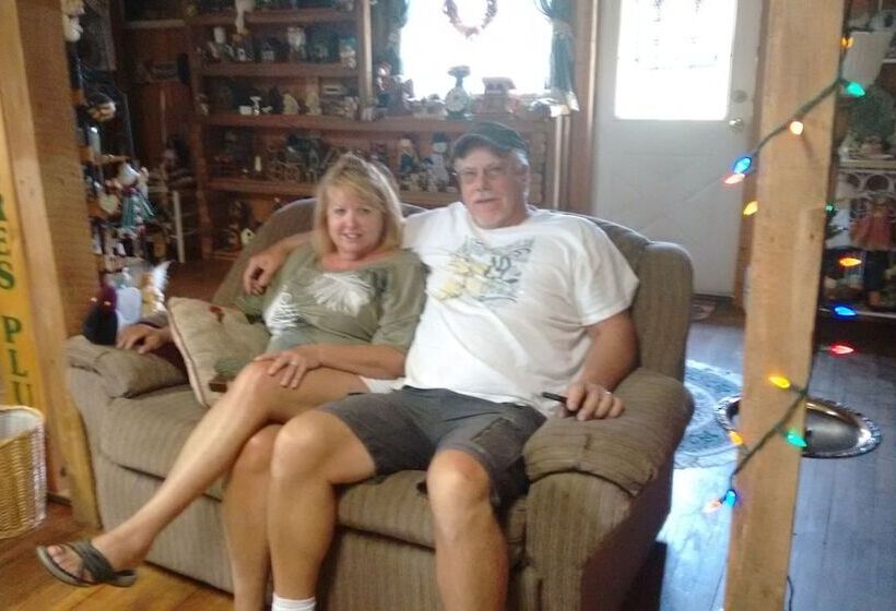 مبيت وإفطار Kennedys Red Barn Inn