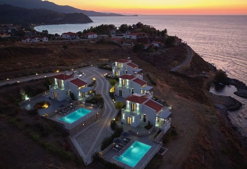 Eleia Seafront Suites & Villas