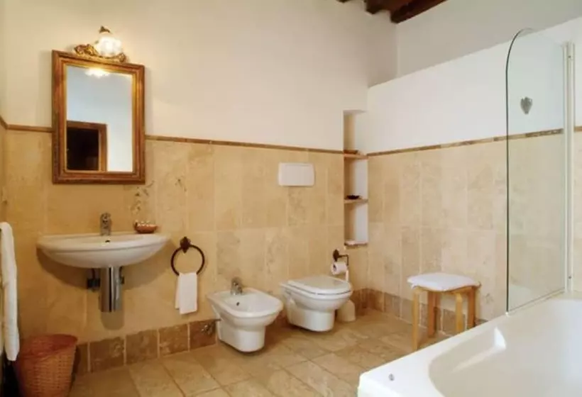 Hotelli Agriturismo Tenuta Armaiolo