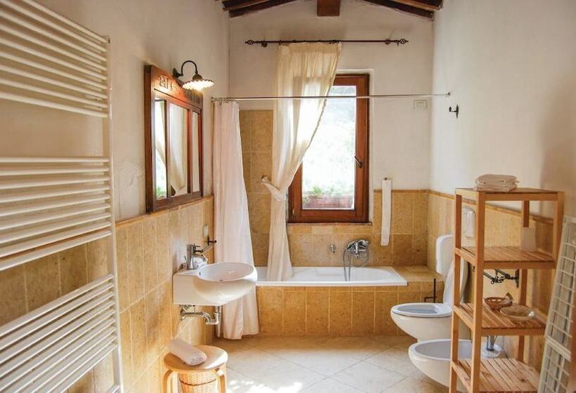 ホテル Agriturismo Tenuta Armaiolo