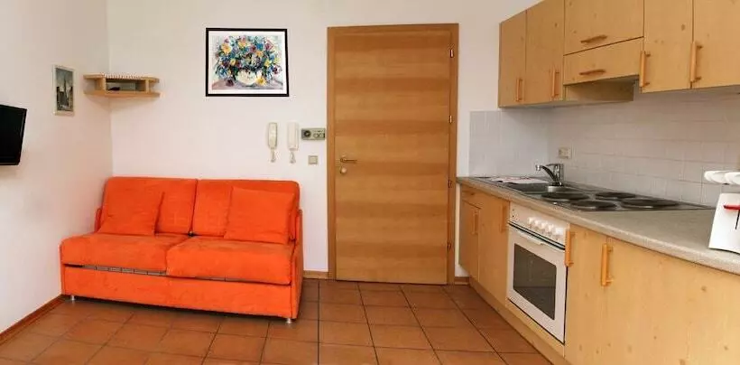 ホテル Appartment Mühlrast