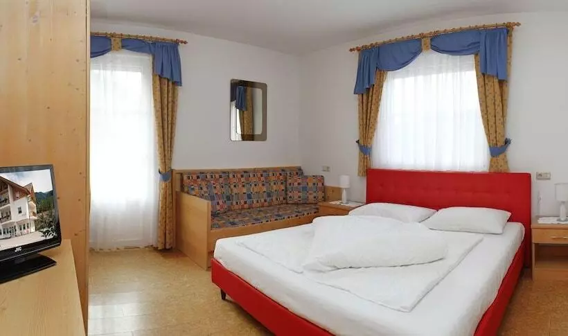 ホテル Appartment Mühlrast