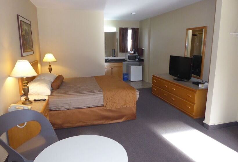 בית מלון כפרי Avalon Inn