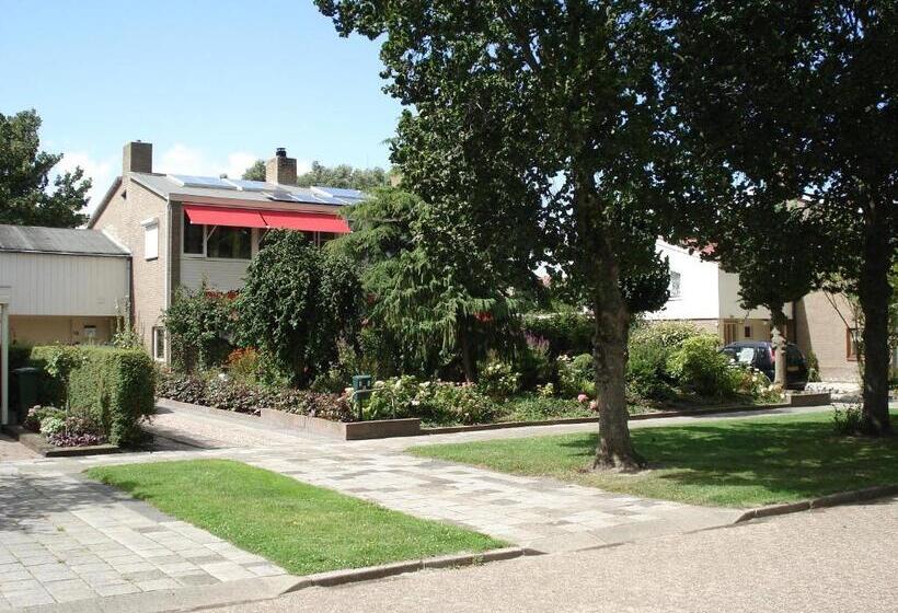 בית מלון כפרי B&b Oosterpark